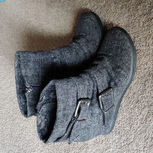BLOWFISH Grey Soft Herringbone Flannel Booties